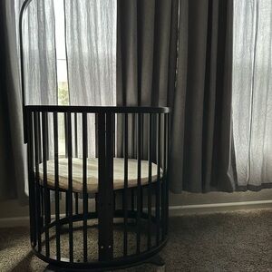 Stoke Baby crib,